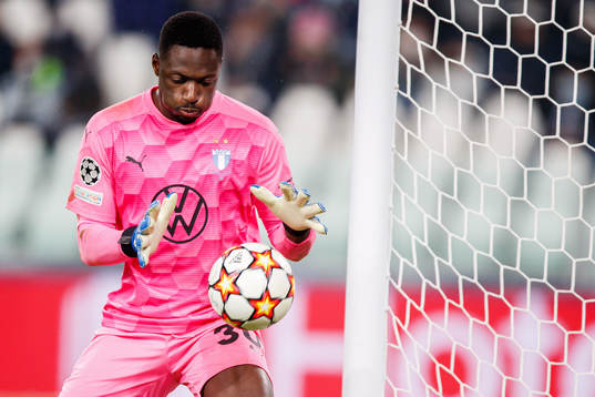 Goalkeeper Ismael Diawara of Malmö FF