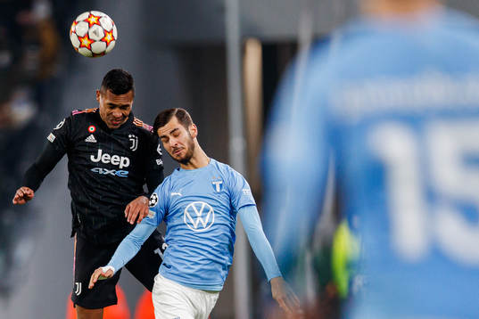 Alex Sandro of Juventus and Adi Nalic of Malmö FF