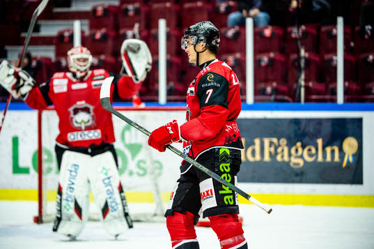 Malmö Redhawks Oliver Lauridsen och målvakt Daniel
