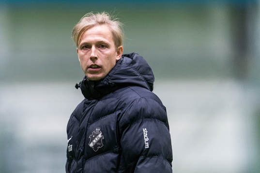 s tränare Linus Wennberg