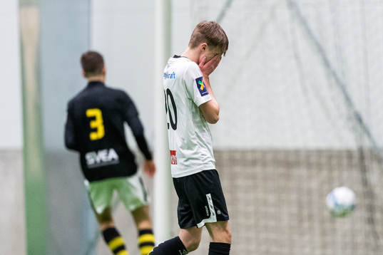Sogndals Viljar Stavø deppar