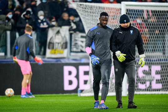 Goalkeeper Ismael Diawara and Goalkeeper coach Jonnie Fedel