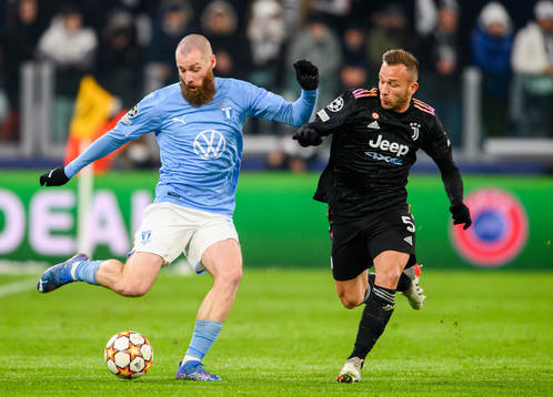 Jo Inge Berget of Malmö FF and Melo Arthur of Juventus