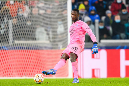 Goalkeeper Ismael Diawara of Malmö FF