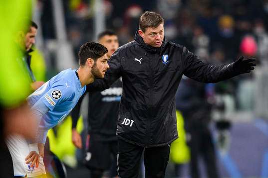 Adi Nalic and Jon Dahl Tomasson, head coach of Malmö FF