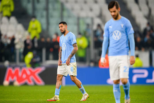 Sergio Pena and Adi Nalic of Malmö FF look dejected