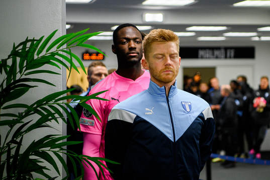 Goalkeeper Ismael Diawara and Anders Christiansen of Malmö