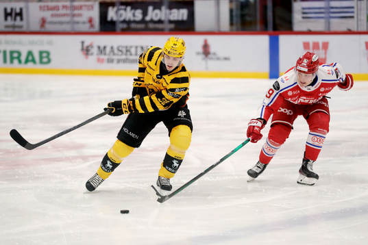 Skellefteås Jonathan Johnson och Timrås Erik Andersson
