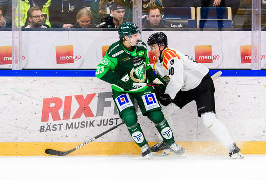 Färjestads Albert Johansson och Brynäs Noel Gunler