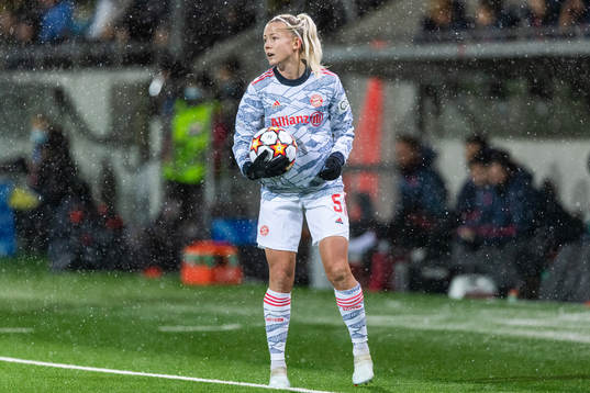 Hanna Glas of Bayern Munich