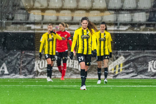 Mille Gejl Jensen of Häcken looks dejected