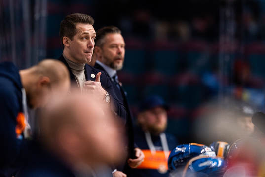 Växjös tränare Sam Hallam