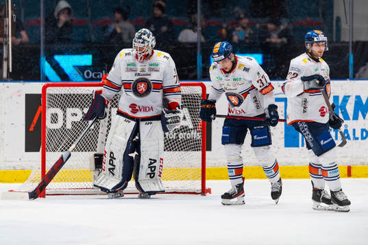 Växjös målvakt Adam Åhman, Glenn Gustafsson och Tobias