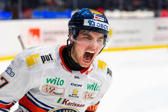 Växjös Glenn Gustafsson jublar