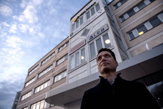 Sveriges nya förbundskapten Sam Hallam