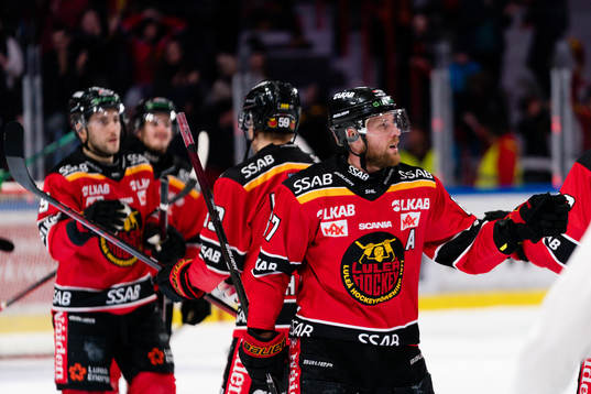 Luleås Linus Omark jublar