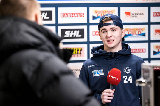Leksands Isak Rosén innan ishockeymatchen i SHL mellan