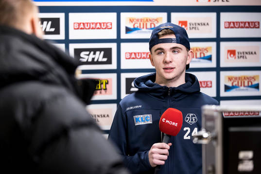 Leksands Isak Rosén innan ishockeymatchen i SHL mellan