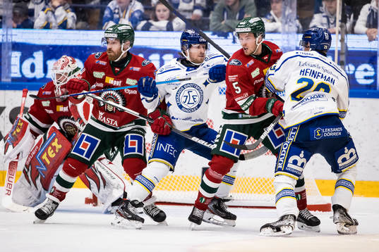 Frölundas Jens Olsson och Leksands Justin Kloos och