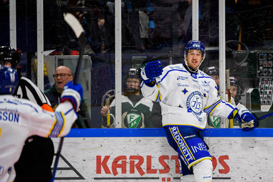 Leksands Max Veronneau jublar