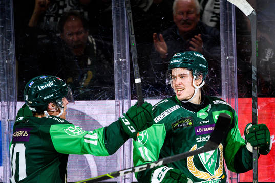 Färjestads Marcus Nilsson och Joakim Nygård jublar