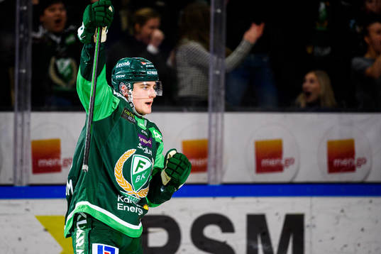 Färjestads Joel Nyström jublar