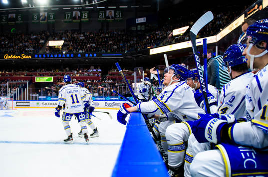 Leksands Ashton Carter deppar med lagkamrater