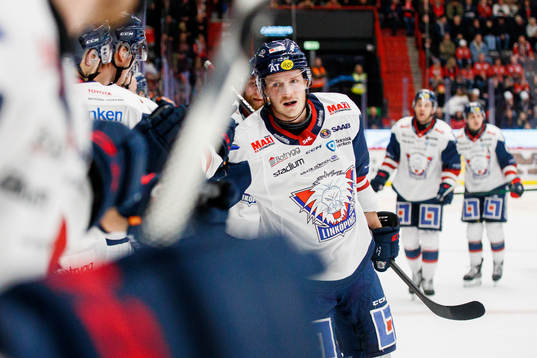 Linköpings Henrik Törnqvist jublar