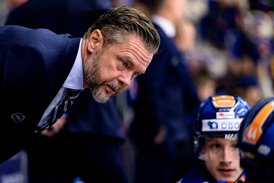 Växjös assisterande tränare Fredrik Hellgren
