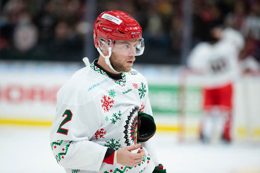 Frölundas Christian Folinunder ishockeymatchen i SHL