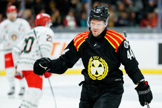 Brynäs Nicklas Danielsson jublar