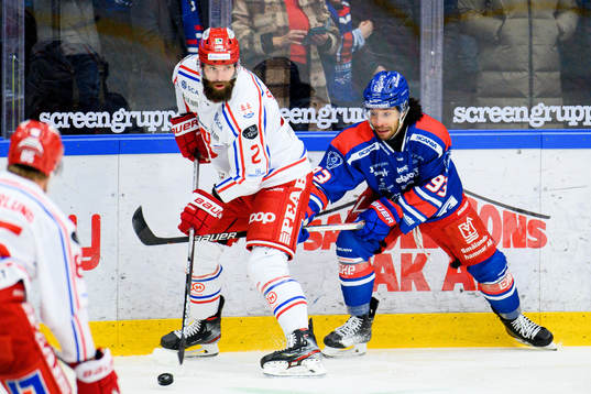 Timrås Per Svensson och Oskarshamns Cameron Brace