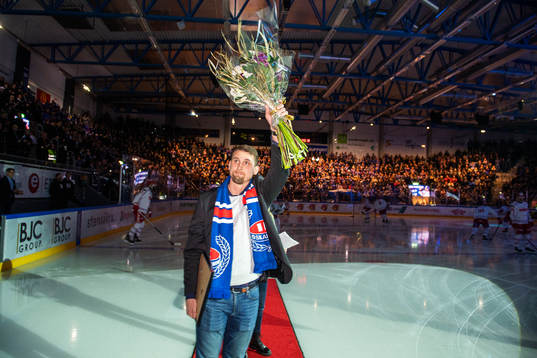 Förra Oskarshamns spelaren Arsi Piispanen valdes in i Wall