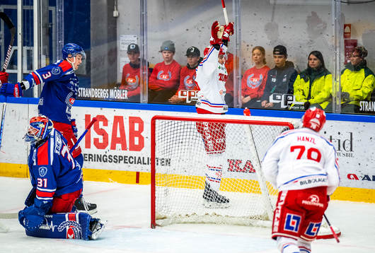 Timrås Ty Rattie jublar