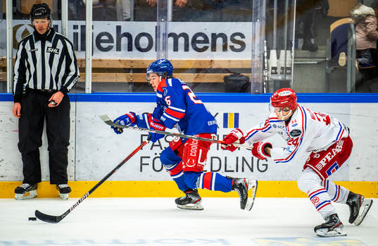 Oskarshamns Lukas Pilö och Timrås Erik Walli Walterholm