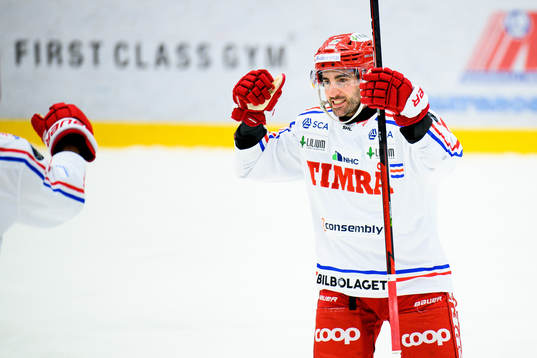 Timrås Joey LaLeggia jublar