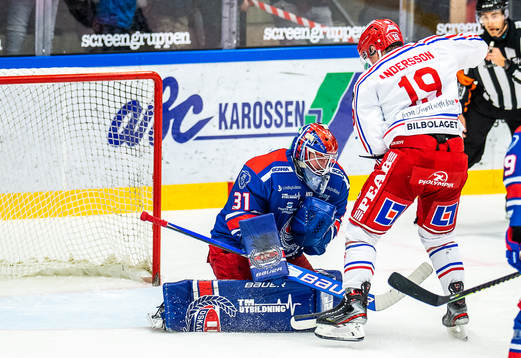 Oskarshamns målvakt Tim Juel och Timrås Erik Andersson