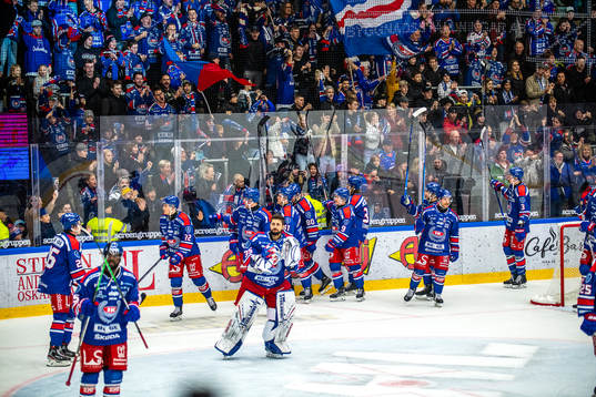 Oskarshamns spelare jublar