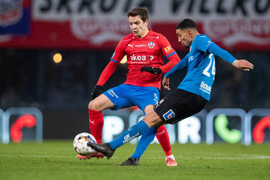 Helsingborgs Brandur Hendriksson Olsen och Halmstads Amir