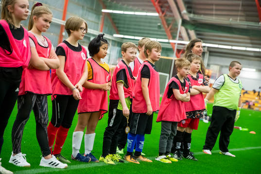 Karesuandos spelare tackar för matchen