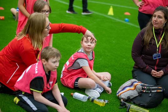 under en fotbollsmatch i Gnistancupen