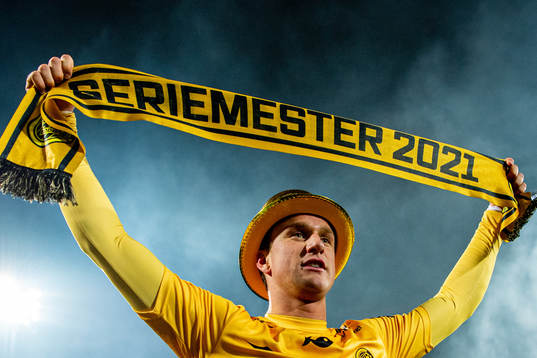 Erik Botheim of Bodø/Glimt celebrates winning the league