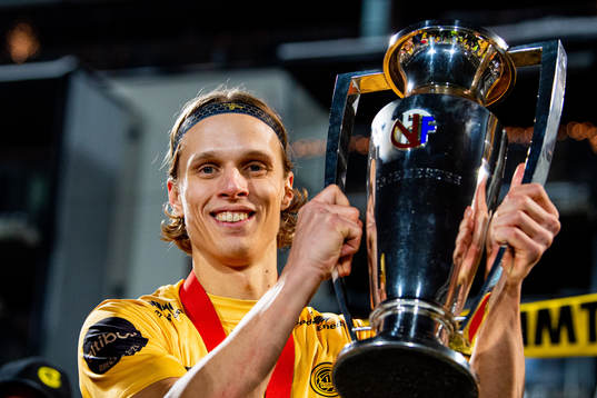 Ulrik Saltnes of Bodø/Glimt celebrates with the trophy