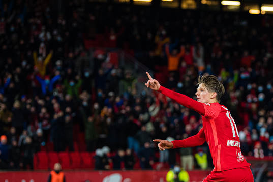 David Møller Wolfe of Brann celebrates
