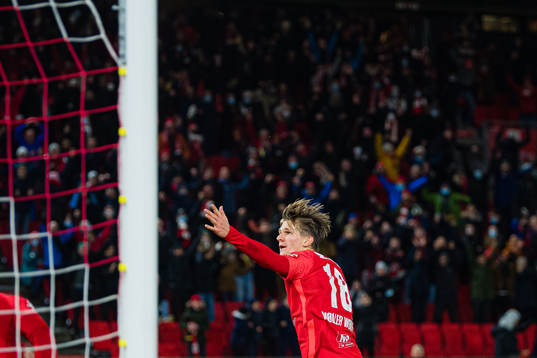 David Møller Wolfe of Brann celebrates