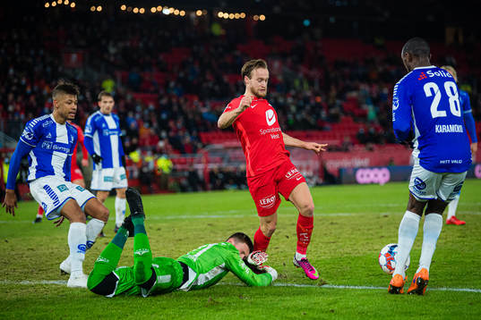 Mikael Bertil Dyrestam of Sarpsborg 08 and Bård Finne of