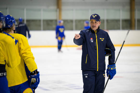 Head coach Tomas Montén of the Swedish under-20 national