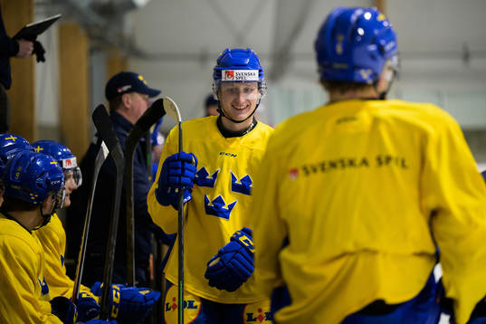 Oskar Magnusson of the Swedish under-20 national ice hockey