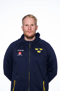 Video coach Adam Almqvist of the Swedish under-20 national