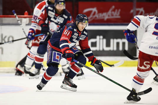 Linköpings Markus Ljungh täcker skott